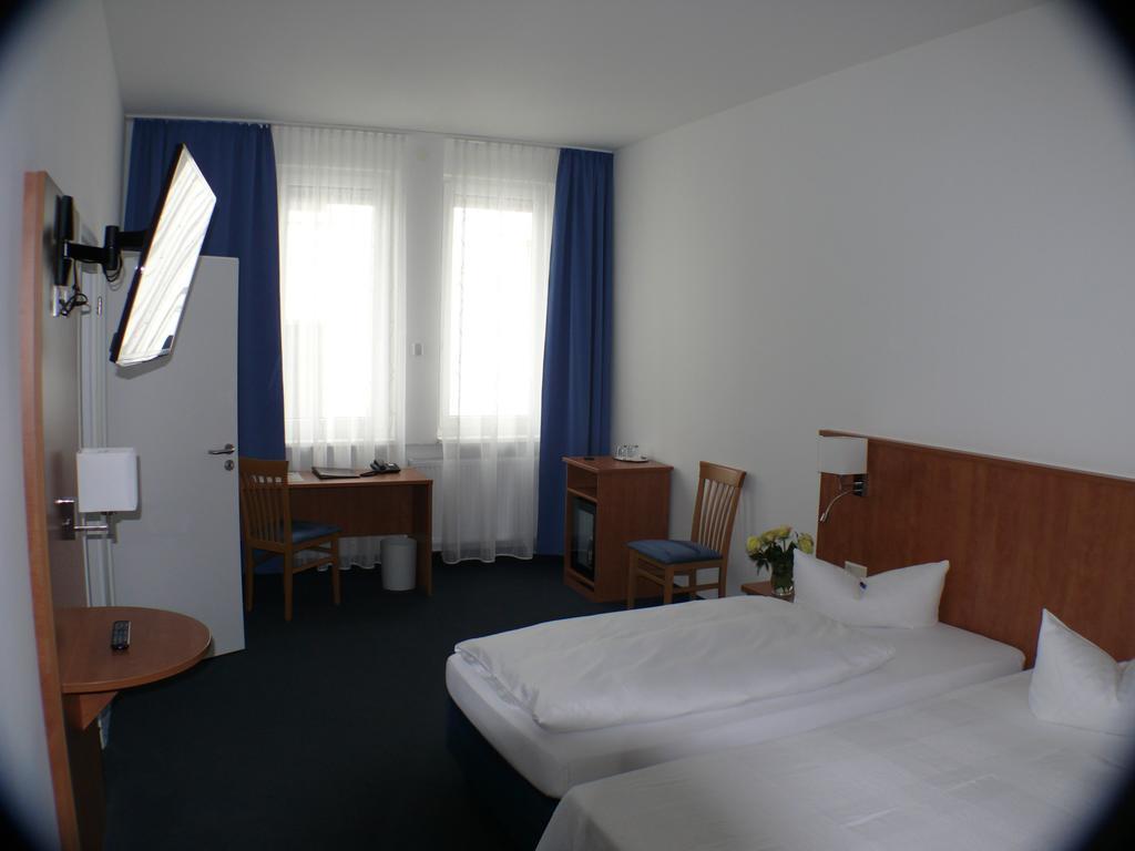 Hotel Garni - Haus Gemmer Coburg Zimmer foto