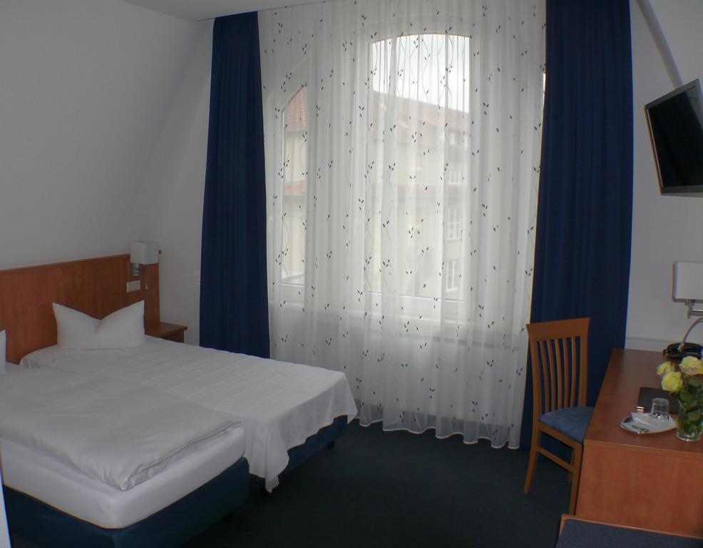 Hotel Garni - Haus Gemmer Coburg Zimmer foto